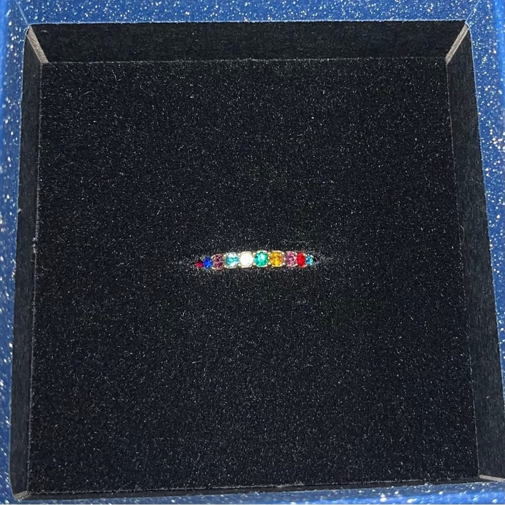 Size 5 Bejeweled Ring
Authentic Taylor Swift Merchandise